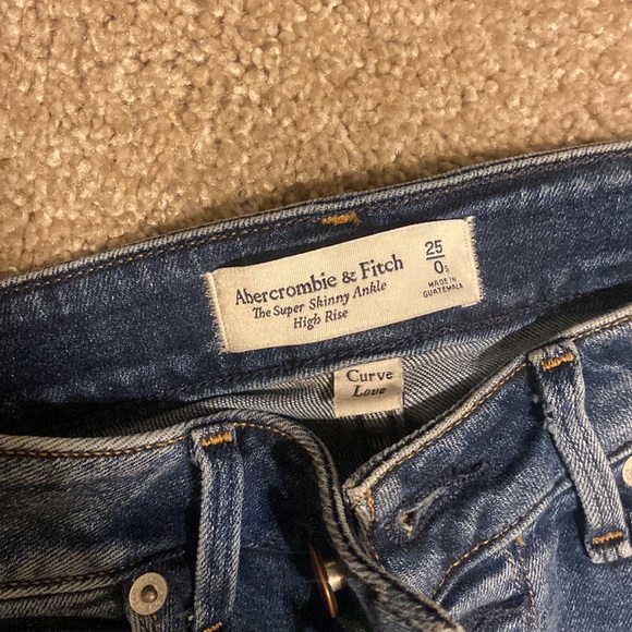 Abercrombie and fitch curve love jeans - Picture 3 of 6